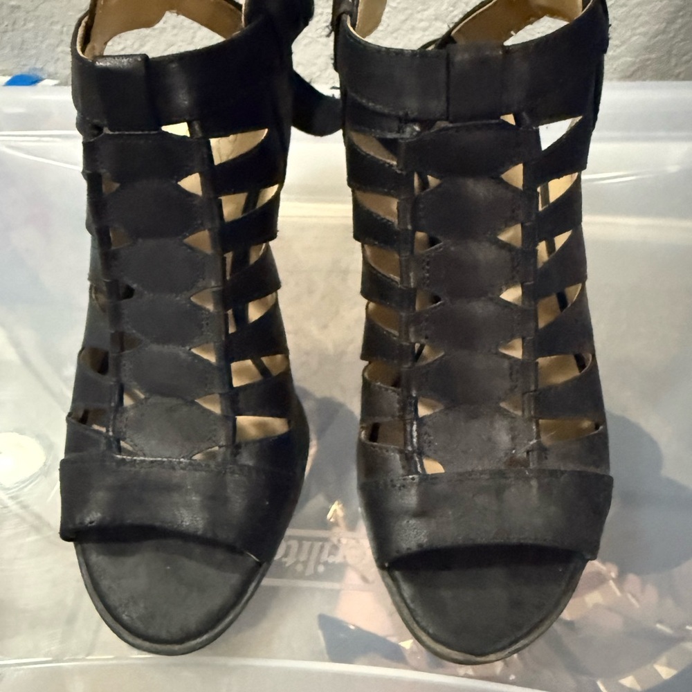 Naturalizer Black Strappy Heels